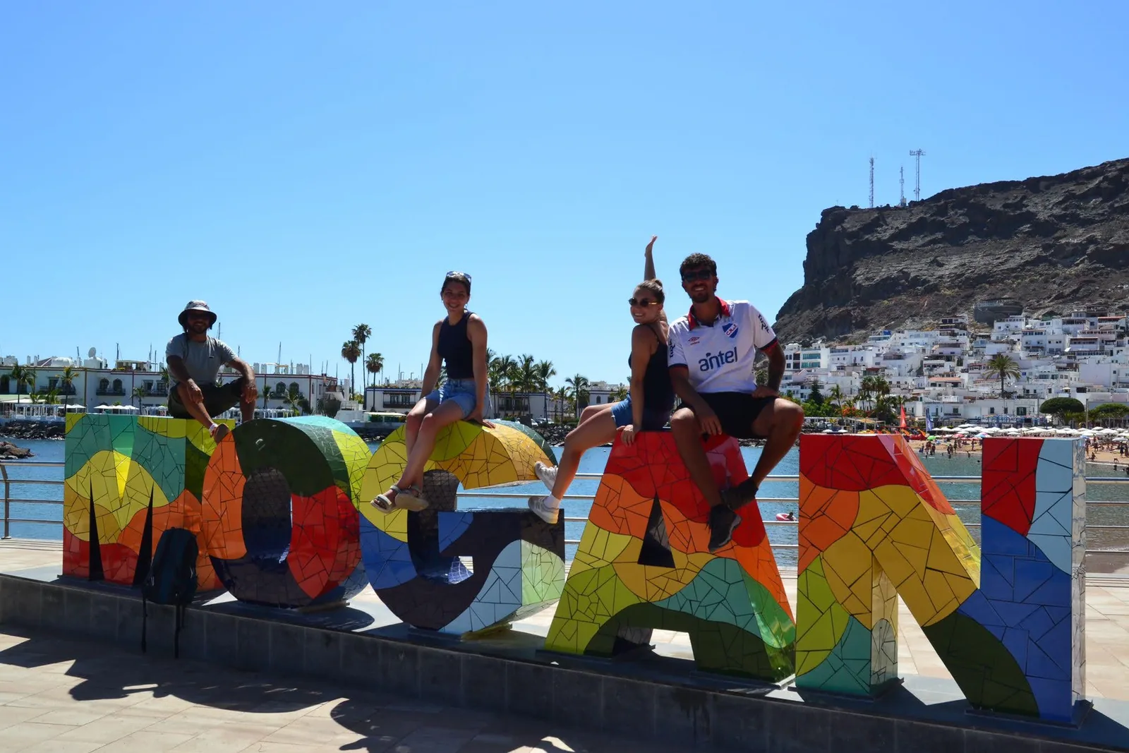 03 · Explore Gran Canaria 8