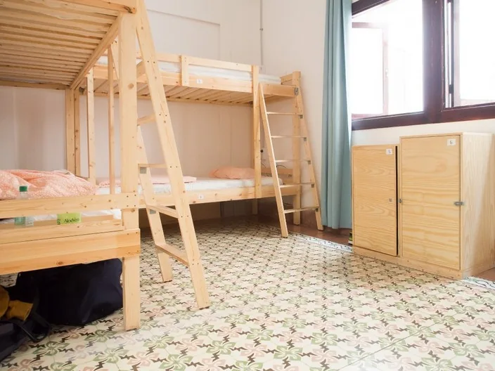 Mixed dorm in Las Palmas 1